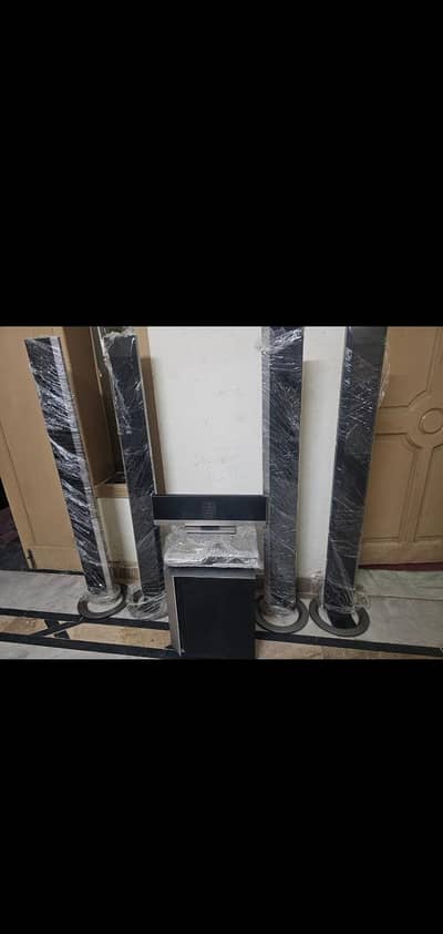 home theatre home theatre LG used but like new import Dubai