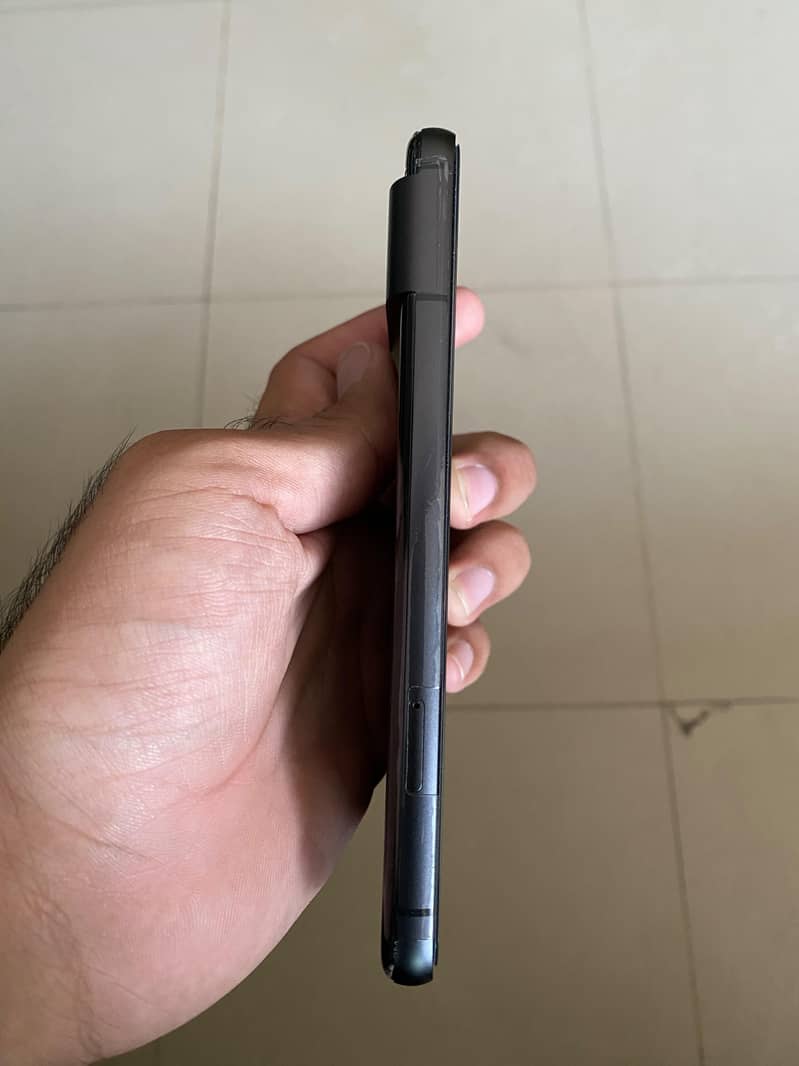 Google Pixel 8 5