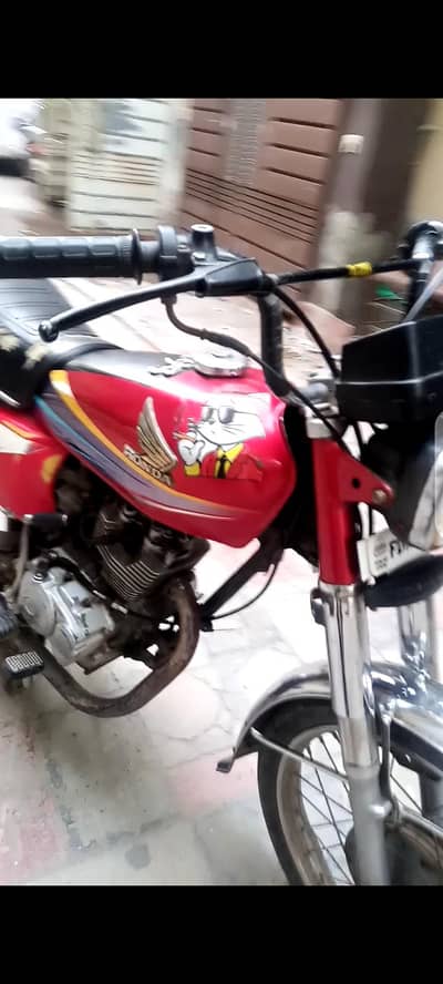 2011 model Honda urgent sale