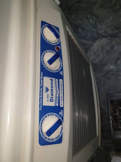 A one diamond full size air cooler for sale Good condition