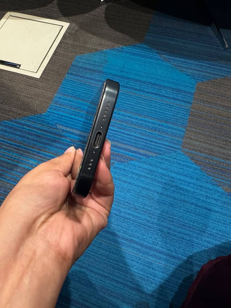 Apple iPhone 15 Pro JV 3