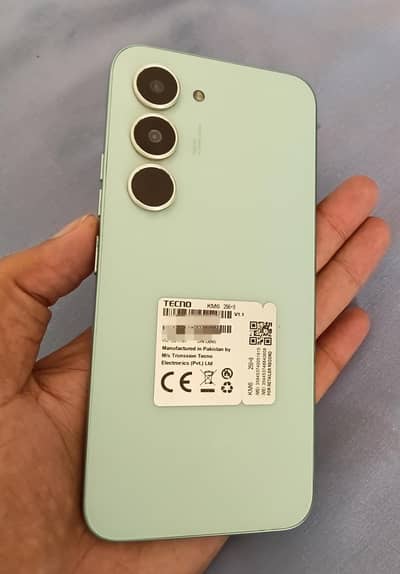 Tecno Spark 40 Pro