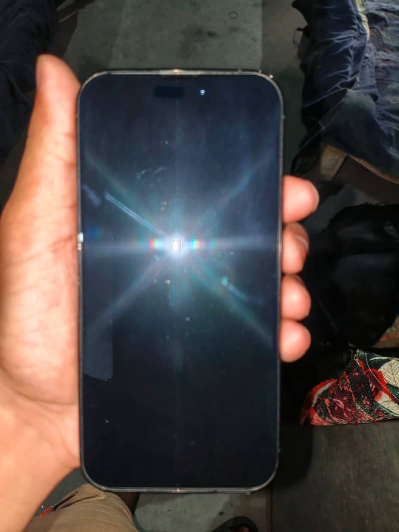 Apple iPhone 14 Pro 2