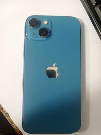 Apple iPhone 13