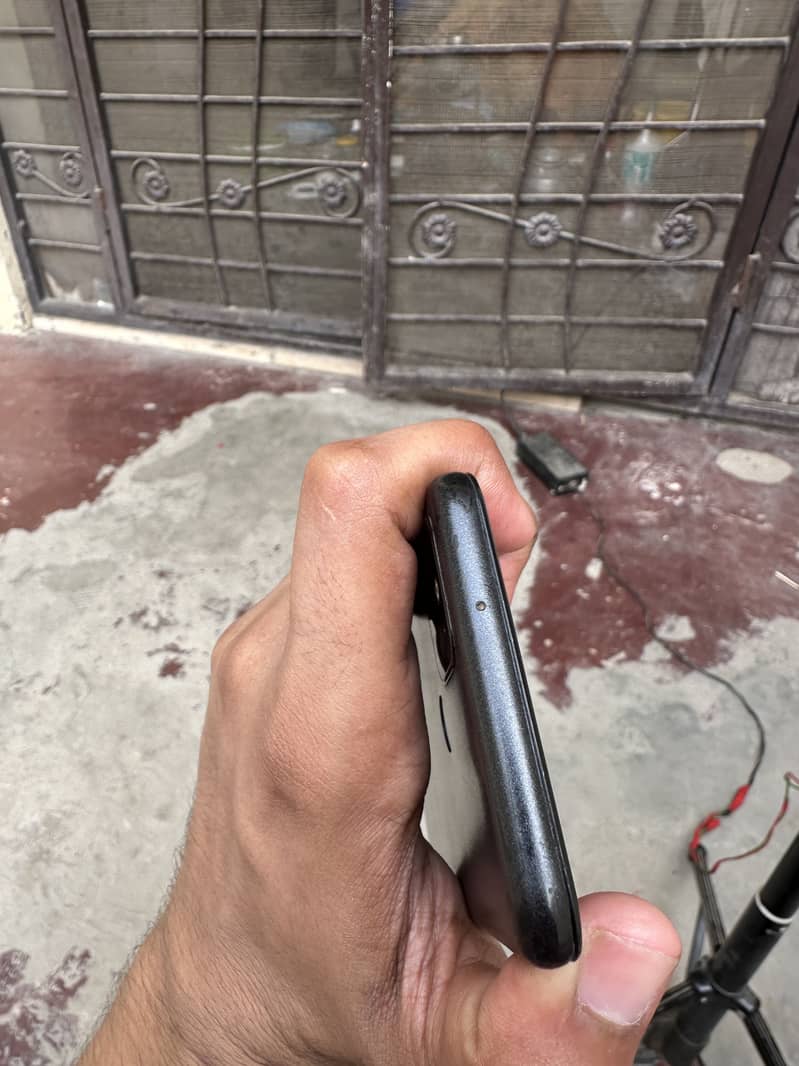 Google Pixel 5 4