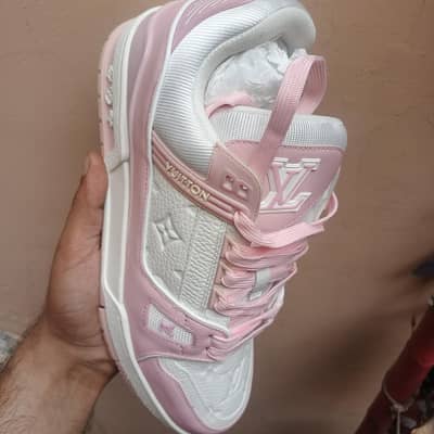 LV sneakers for sale urgent come first and buy in cheap
