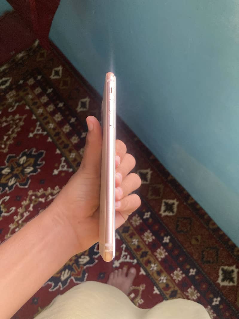 Apple iPhone 8 Plus 5