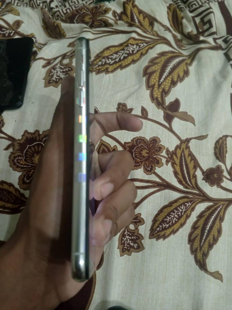 iphone x 3