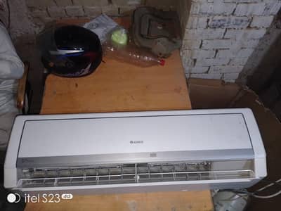 Green G10 Model