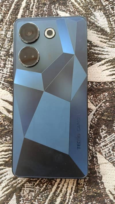 Tecno CAMON 20