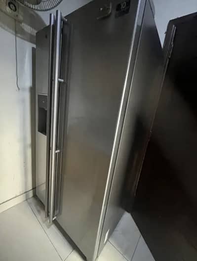Samsung side by side 2 door fridge