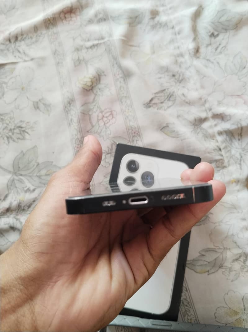 Apple iPhone 13 Pro 5