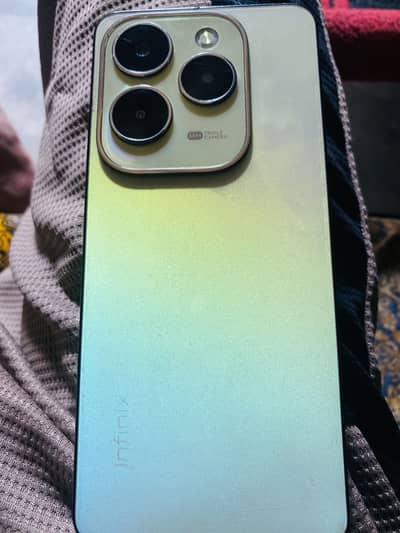 Infinix Hot 40
