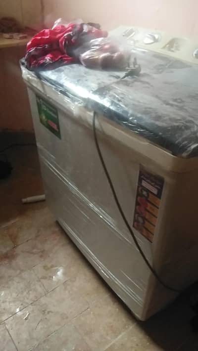 Dawlance fully automatic washing machine or spiner