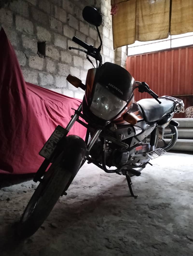 Honda Prioder 1