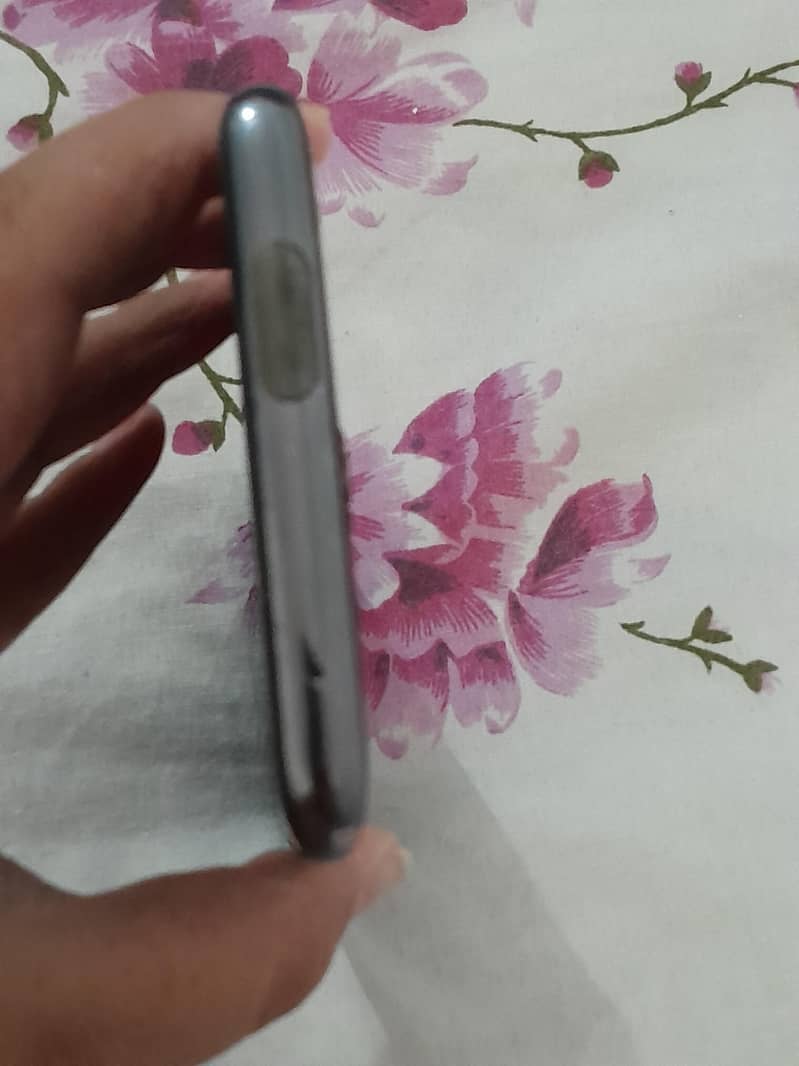 One Plus 7 Pro 5