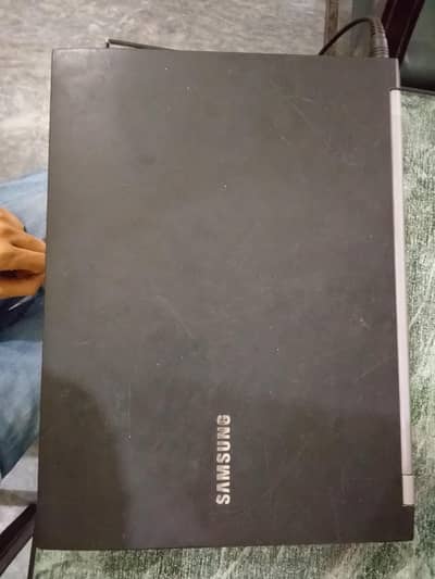 Samsung i3 laptop