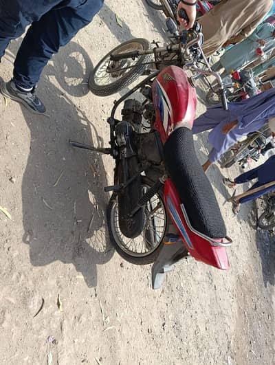 Bike honda model 2015 For sale