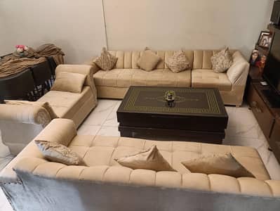 Lshaped sofa 1 year used in very good condition