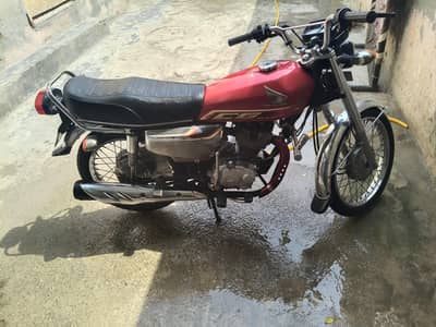 Honda 125 new edition self start 5gear jenien running 17k km