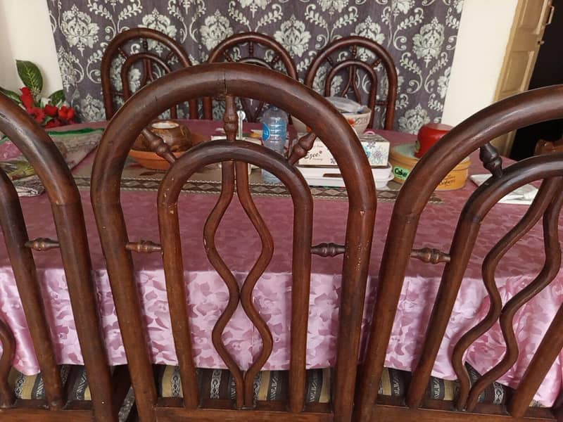 dinning table 0