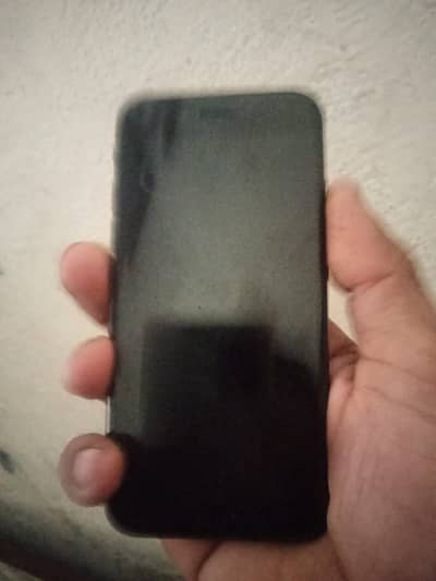 Apple iPhone SE