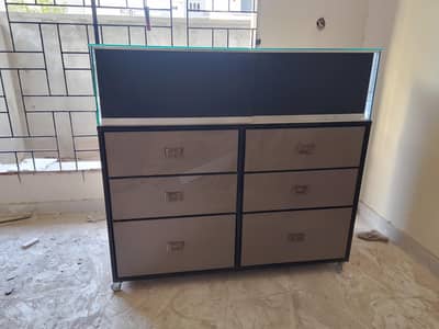Glass Wooden Counter