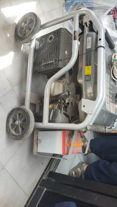 Hyundai generator (HGS2500)