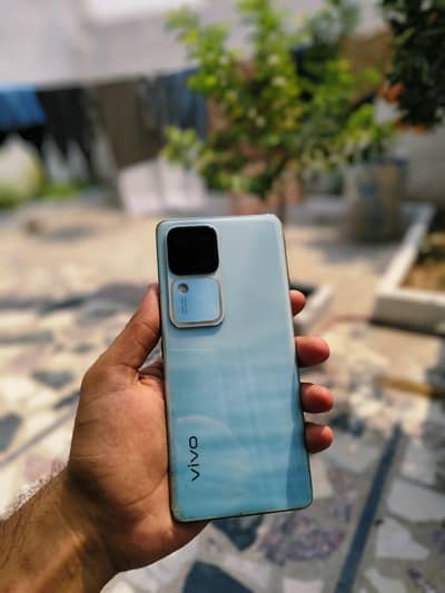 Vivo V30 5G