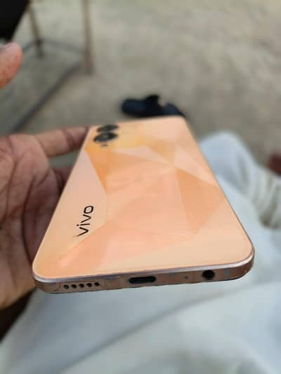 Vivo Y17s