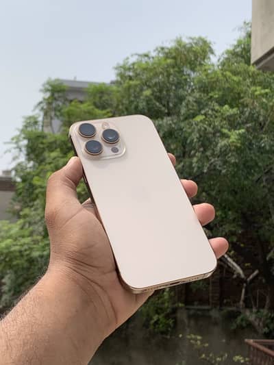 Apple iPhone 16 Pro Max with box