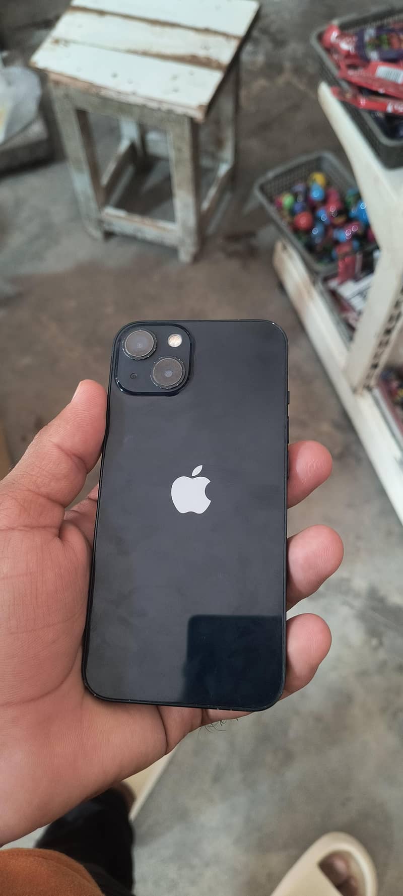 Apple iPhone 13 1