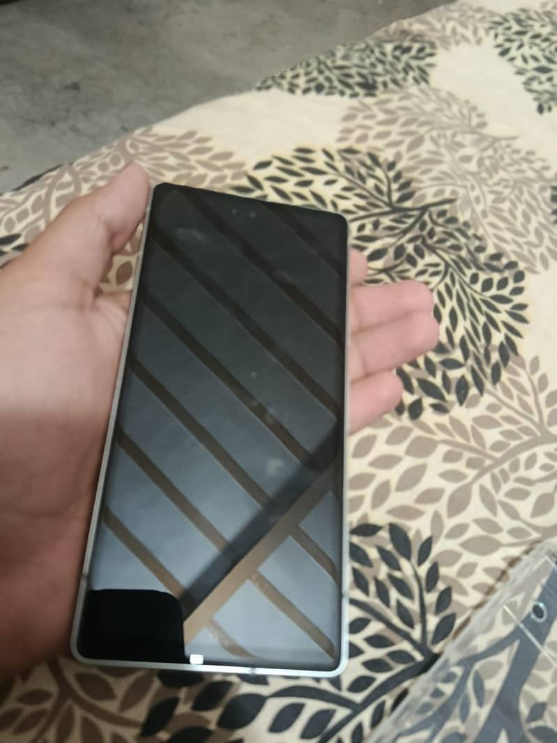 Google Pixel 7a 1