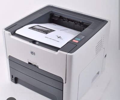 HP Laserjet printer 1320 . condition 10/10