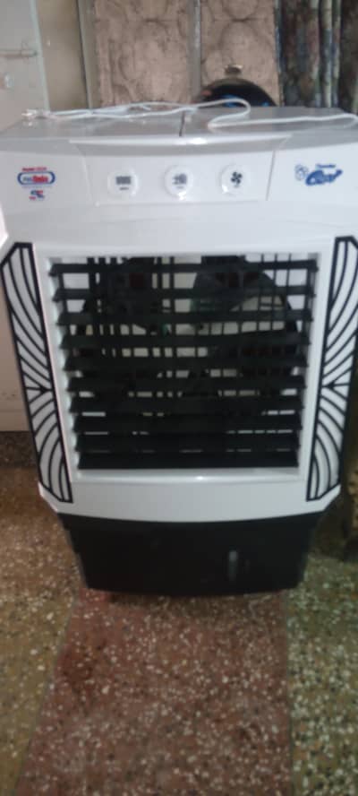 Pak Asia Thunder Air cooler only 3 Day Used hai Condition 10 by 10 hai