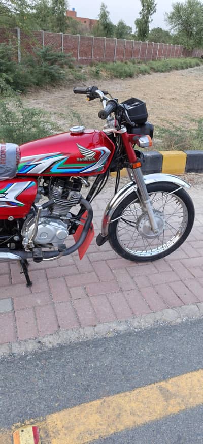 Honda 23 model 125 fresh condition APL 03396464638