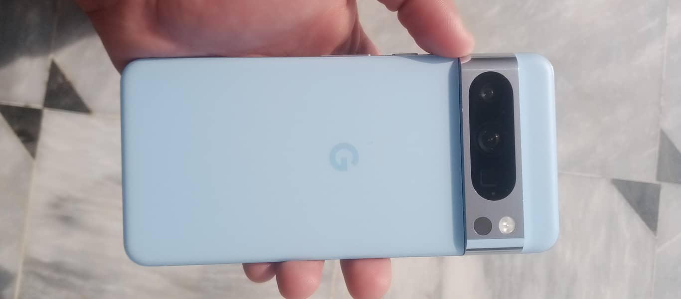Google Pixel 8 Pro 4