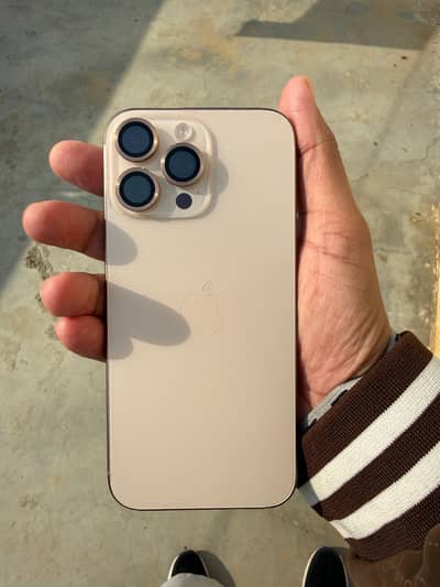 iPhone 16 Pro Max (512GB)