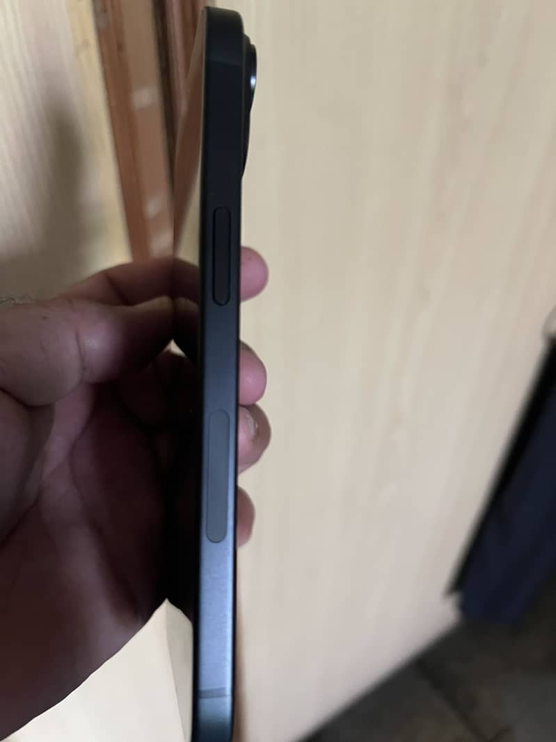 Apple iPhone 15 0