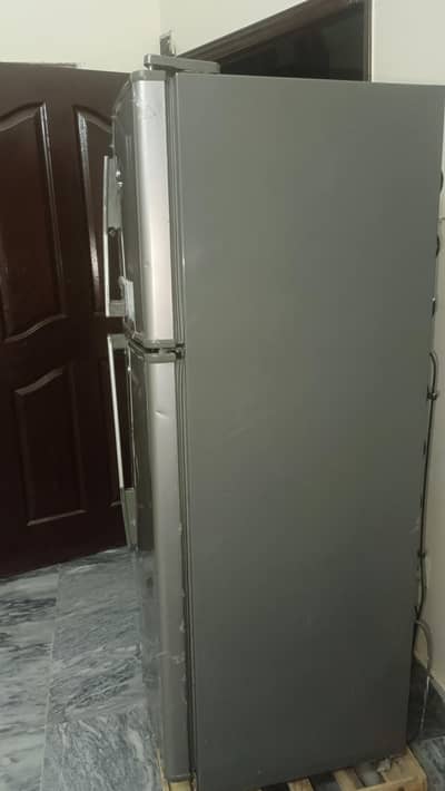 Dawlance Refrigerator For sale in excellent working condition