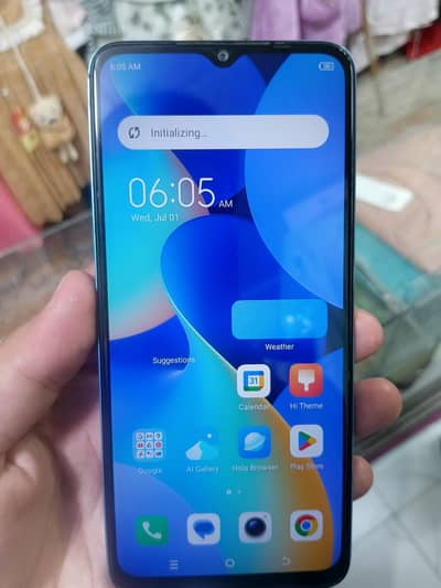 Tecno spark 10      8 Rame 128 memory