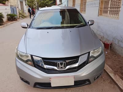 Honda City IVTEC 2018 mint condishon no any work  fimly car