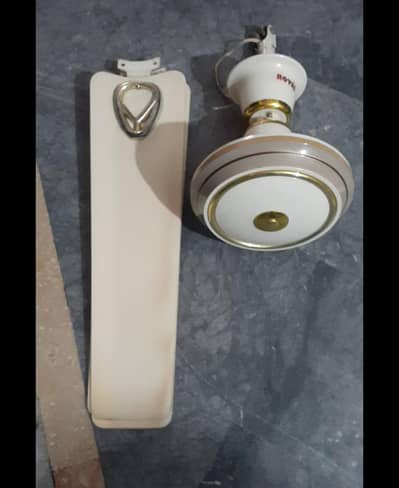 Royal fan urgent sale