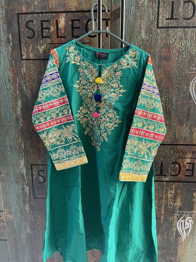 This is beautiful short frock