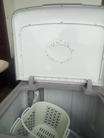 brand new washing machice
