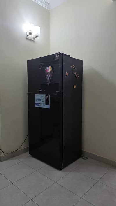 91908 AVANTE+ Refrigerator with warranty