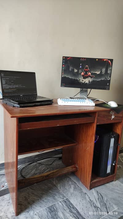 Wooden Computer Table