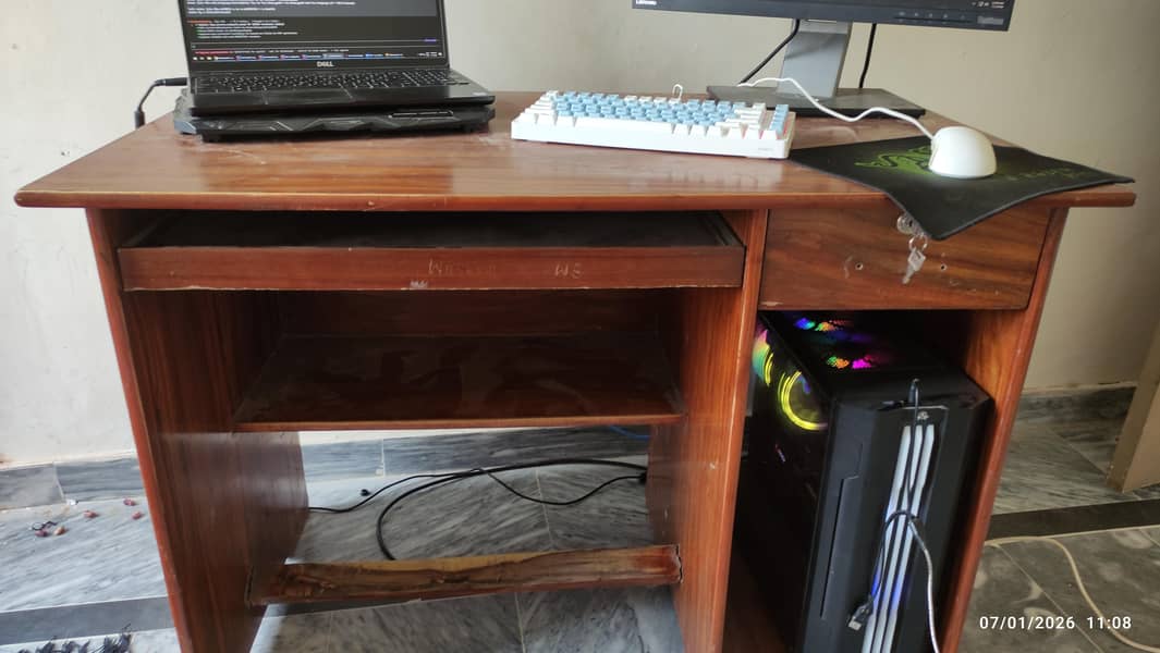 Wooden Computer Table 1