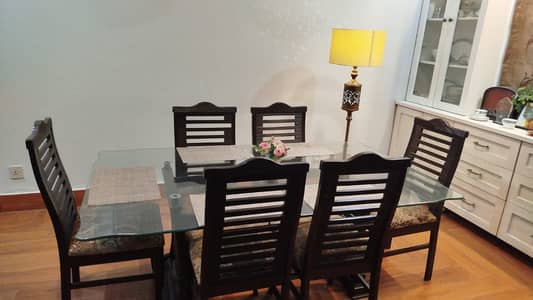 Solid wooden 6 chair dinning
