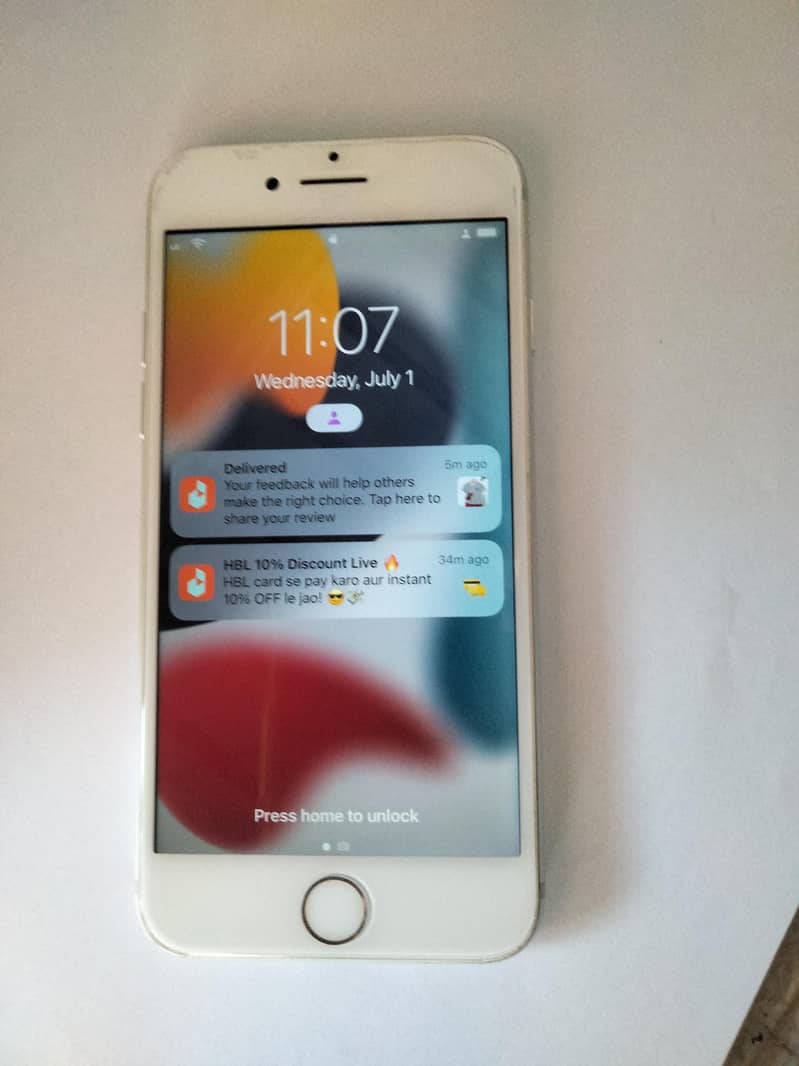 Apple iPhone 7 1